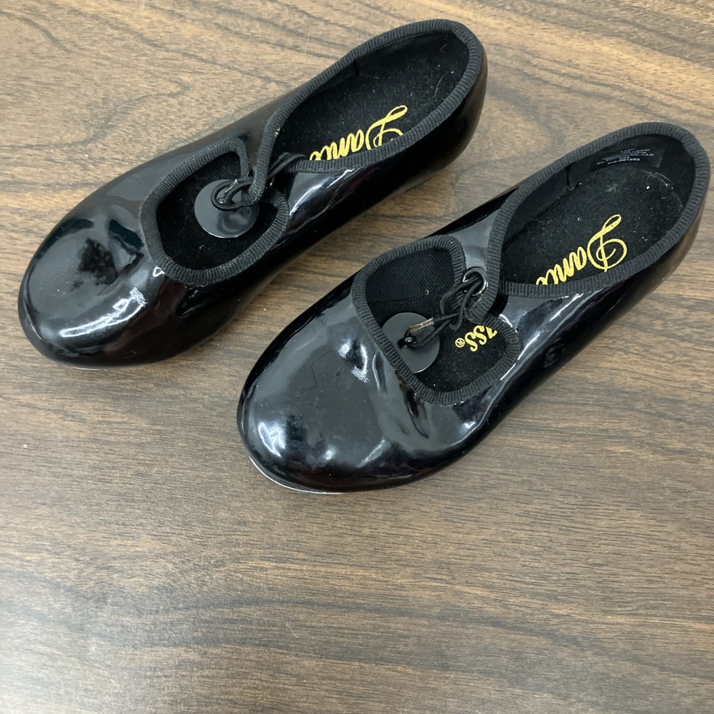 Girls black patent tap Dance shoes size 9.5